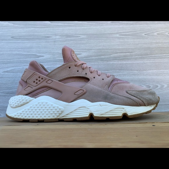 Nike Shoes - Nike Air Huarache Run “Particle Pink” Womens Sz 12